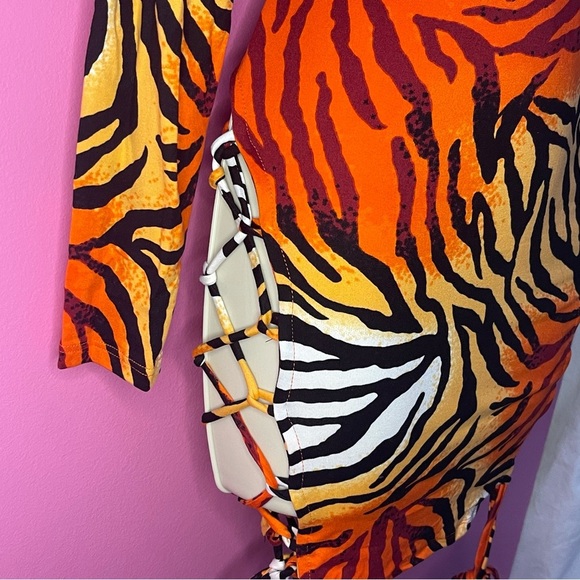 NWT Orange Tiger Print Drawstring Stretchy Mini Dress - Small - Picture 3 of 9